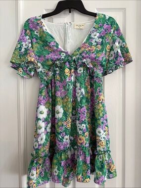 Kiss The Sky Urban Outfitters Green Floral Flutter Sleeve Dress Womens Size XS